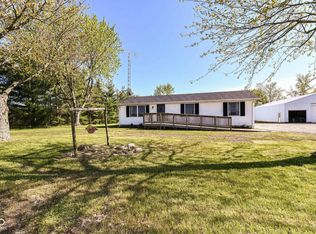 5812 E 300 S, Hartford City, IN 47348