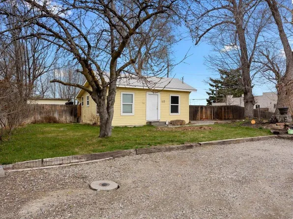 412 W Grand Ronde Ave, Kennewick, WA 99336