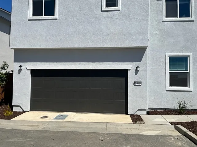 2341 Dahler Ct — Photo 4