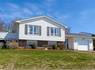 1820 Manawagonish Rd, Saint John, NB E2M 3Y5