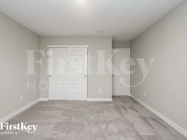 2335 S Carlota Dr — Photo 7