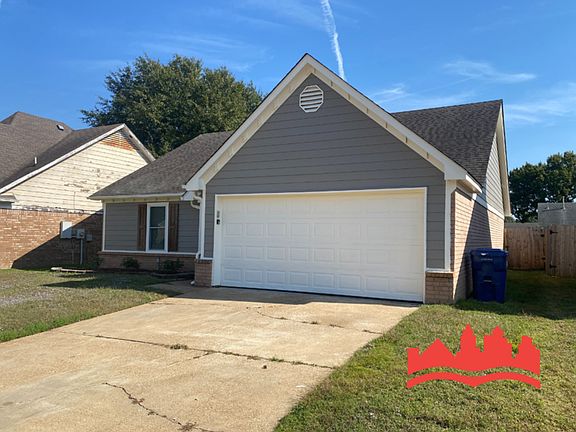 3rd image of 7102 Hampton Dr