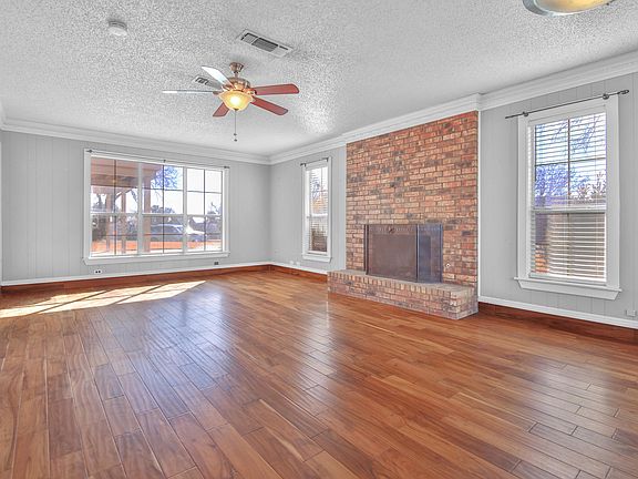 4th image of 18 Highland Dr