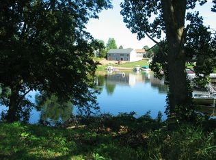 10665 Killybegs Ct, Cement City, MI 49233