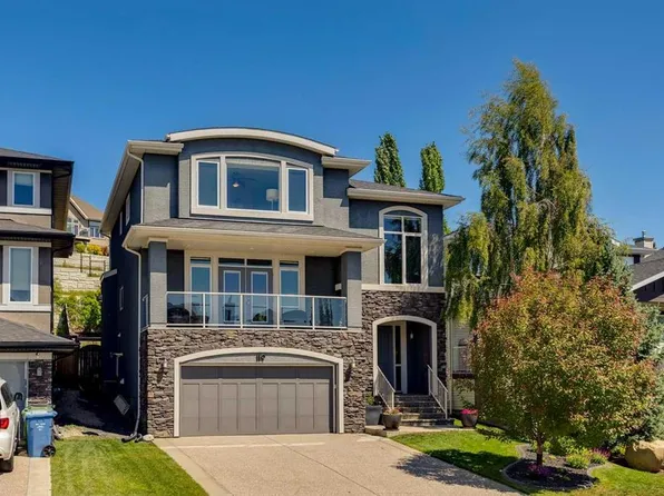 119 S Springbluff Blvd SW, Calgary, AB T3H 4V3
