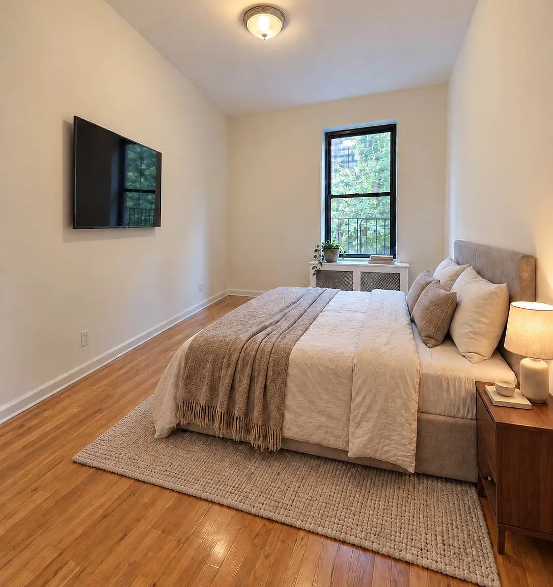 436 East 89th Street — Photo 2