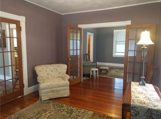 29 Congdon Ave, Newport, RI 02840