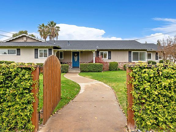 2nd image of 216 W San Ramon Ave