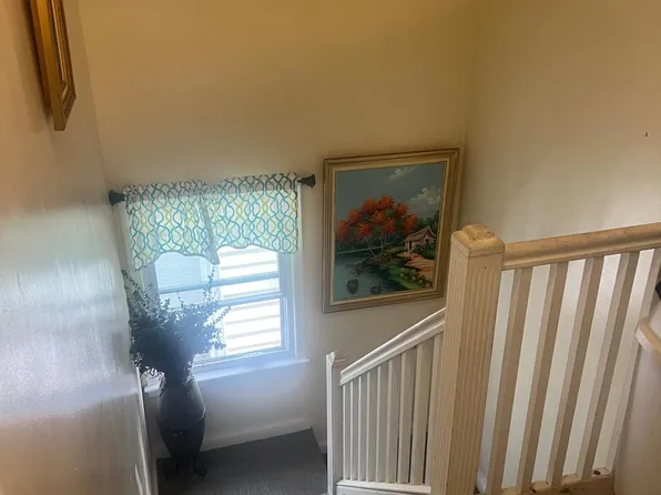 102 West 48th Street image 10 of 20