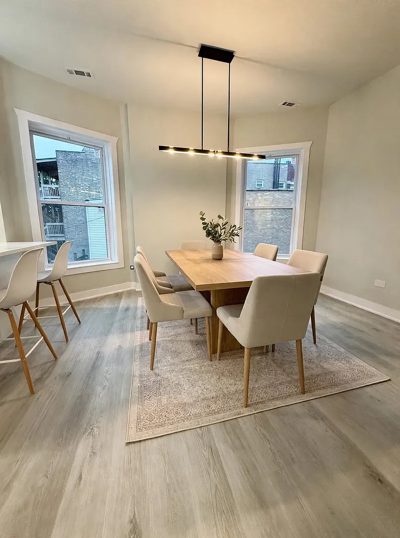 6039 S Eberhart Ave — Photo 4