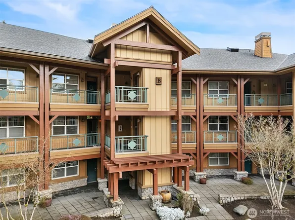 1000 Cabin Creek Lane SW #B204, Issaquah, WA 98027