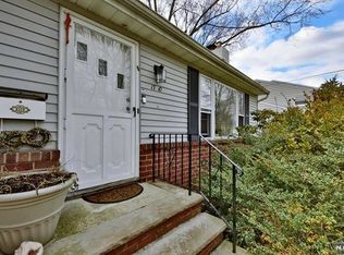 17-10 Radburn Rd, Fair Lawn, NJ 07410