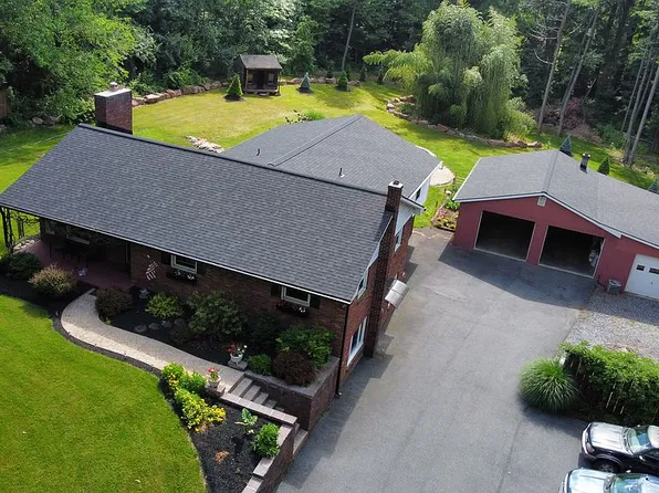385 Horseshoe Trail Rd, Denver, PA 17517
