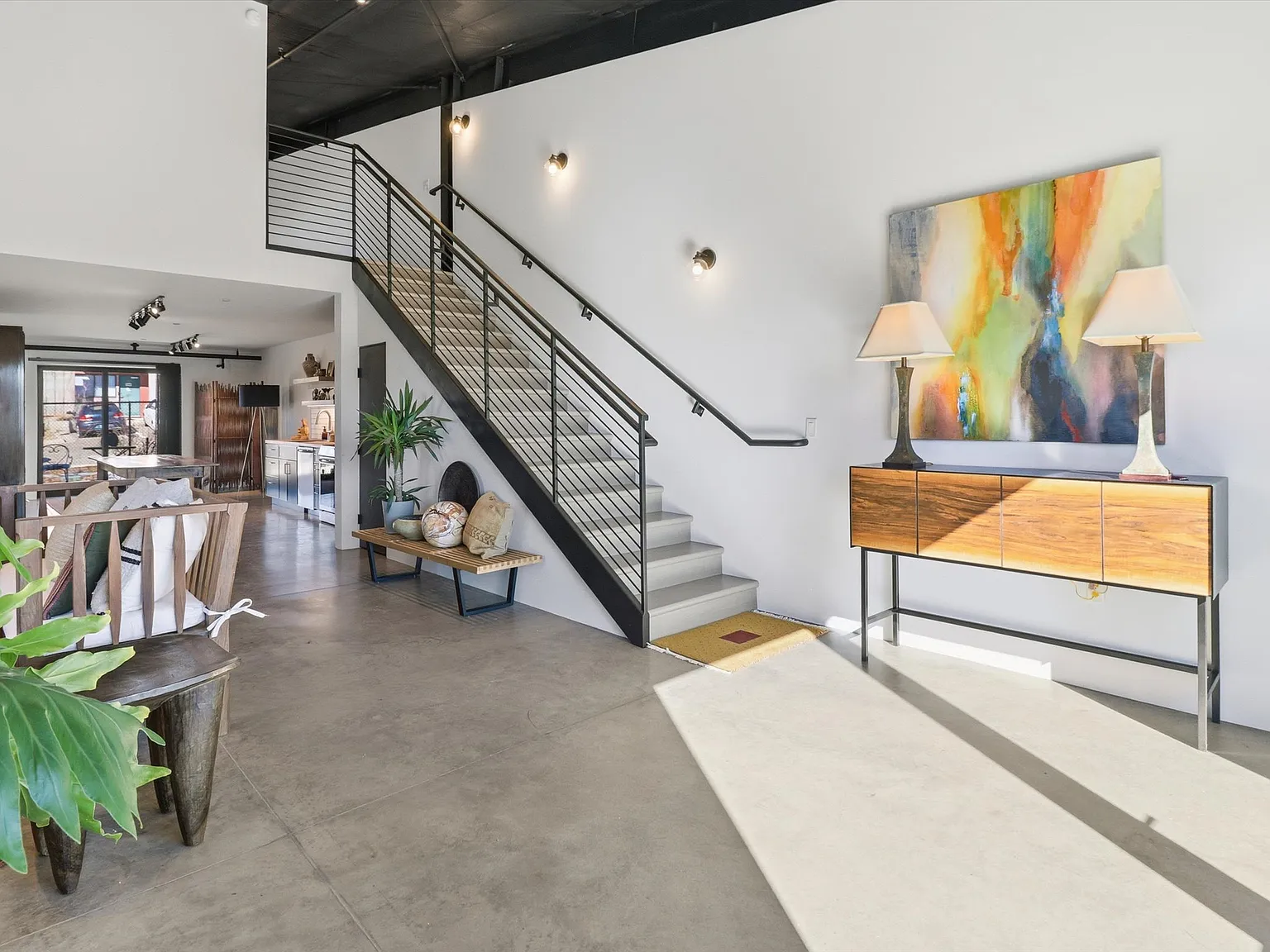 Studio, 1500 sqft, $3,200 — Photo 1
