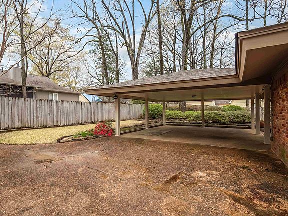 4th image of 8324 Rembrook Dr