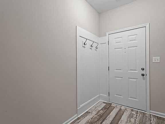 4th image of 650 Ganyard Farm Way Unit 104