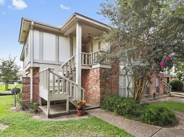 30 Cypress Grove Ct APT 20, New Orleans, LA 70131