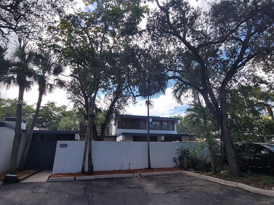 1st image of 6432 Sawmill Ln #6432