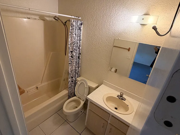 3708 Skipper Rd #3708 — Photo 14