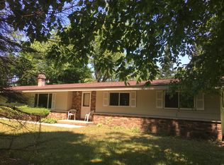 2360 W Trumbull Rd, Maple City, MI 49664