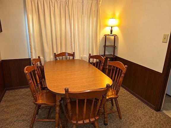 5th image of 9835 Moorberry Ln