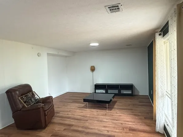 10403 Tulsa Dr, Hyattsville, MD 20783