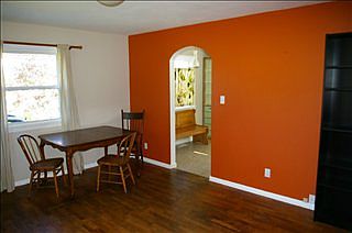 5th image of 1423 Giles Ave NW
