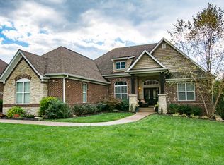 16806 Shakes Creek Dr, Fisherville, KY 40023
