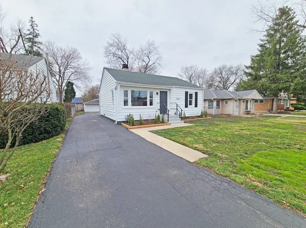 205 Mound St, Willow Springs, IL 60480