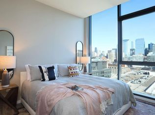 1044 W Lake St #1208, Chicago, IL 60607