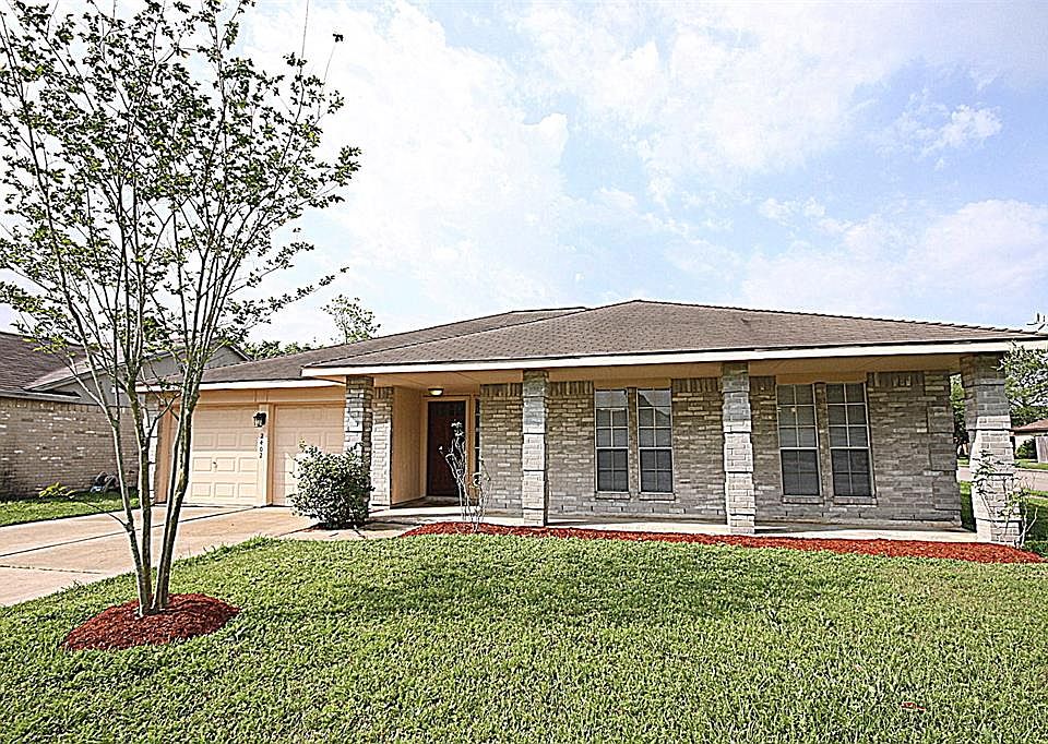 1st image of 2402 Buttonhill Dr