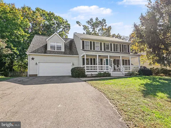 9805 Danford St, Fredericksburg, VA 22407