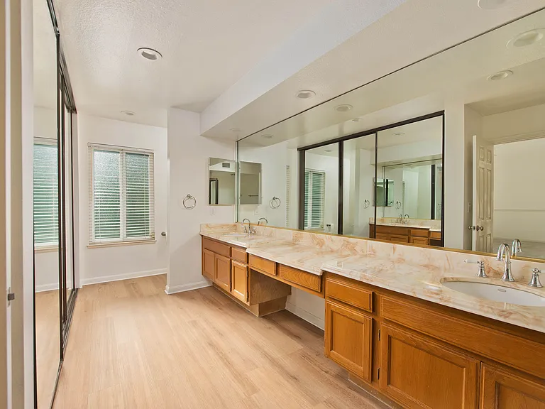7420 Bernadine Ave — Photo 18