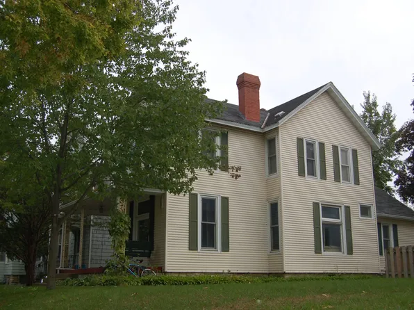 1418 State St, La Crosse, WI 54601