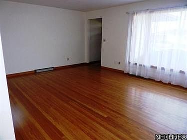 4th image of 1327 W 30th St