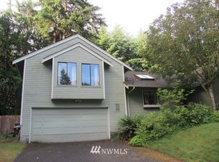 820 125th St NW, Gig Harbor, WA 98332
