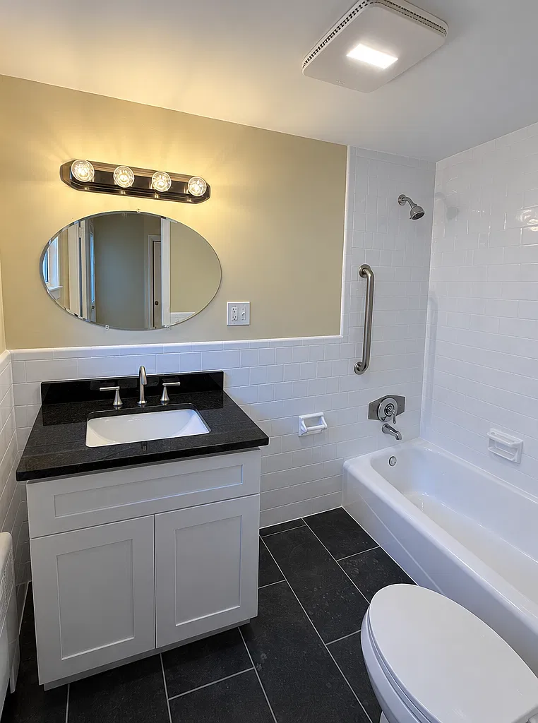 1 bed, 700 sqft, $1,600 — Photo 3