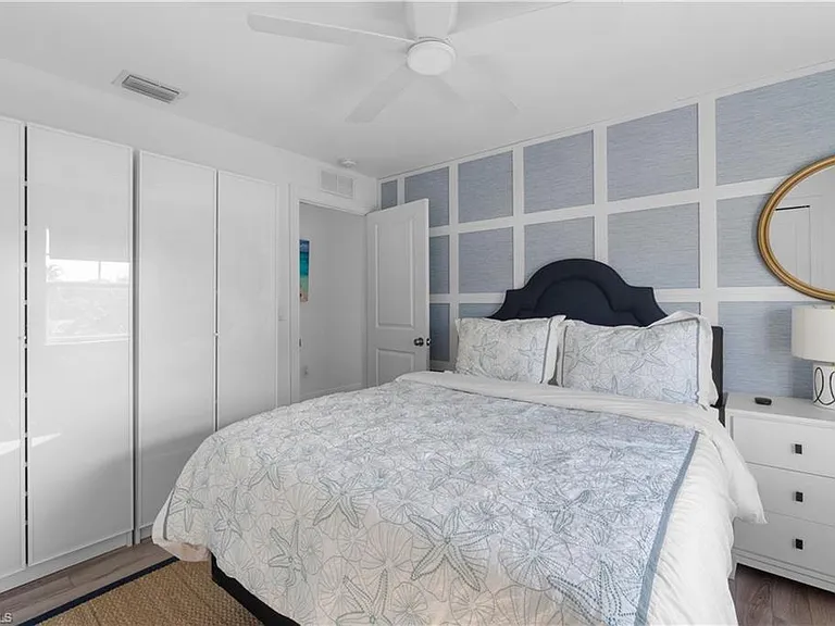 719 Park Ave — Photo 27