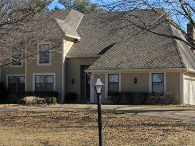 15153 Oakmont St, Overland Park, KS, 66221