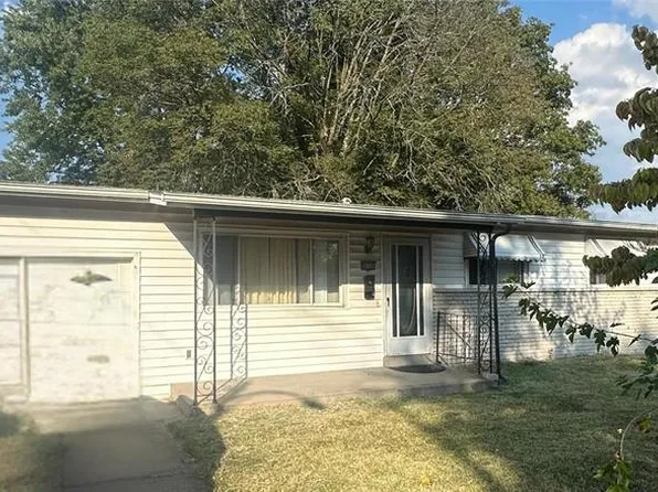 1065 Keeven Ln, Florissant, MO 63031