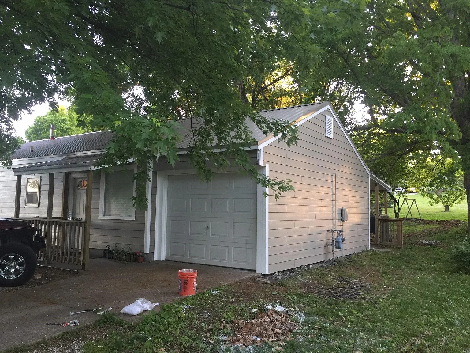 3 bed, 960 sqft, $1,150 — Photo 1