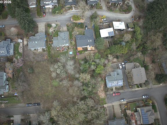 2nd image of 0 SW Vesta St