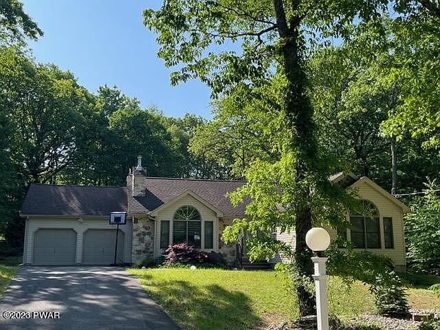 1st image of 803 W Spur Ct