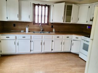 49128 Fuller Rd, Chesterfield, MI 48051