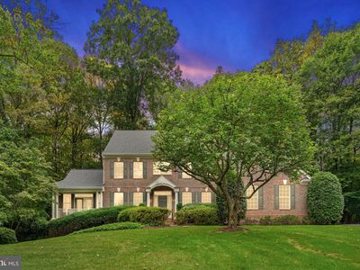 11689 Heinz Ct, Oakton, VA, 22124