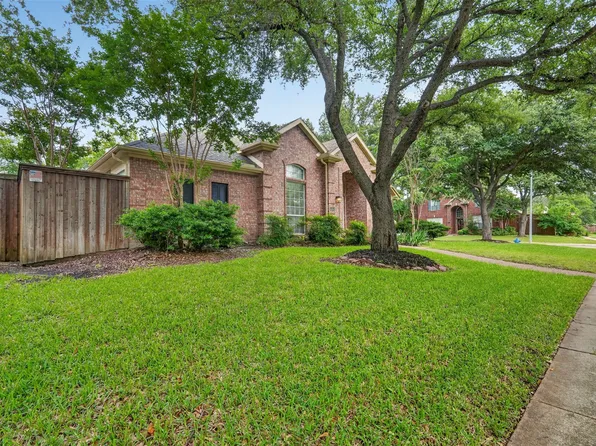 6864 Bushnell Dr, Plano, TX 75024
