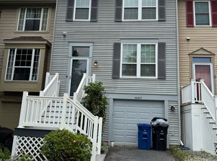 46647 Brownwood Sq, Sterling, VA 20164