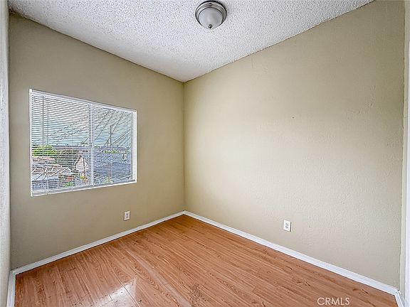 4th image of 1403 Lemon Ave