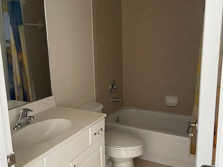 3169 Sun Lake Ct #B — Photo 6