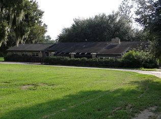 511 Pony Ln, Simonton, TX 77476